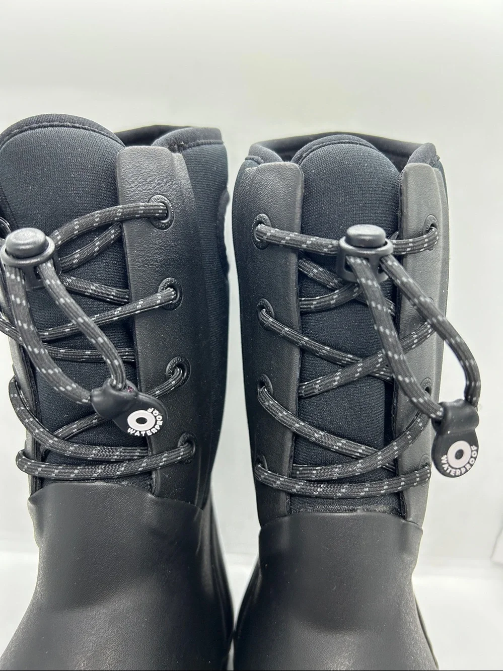 Children's Bogs Arcata Waterproof Lace Up Boot Black Rubber/Nylon Jersey Size 3